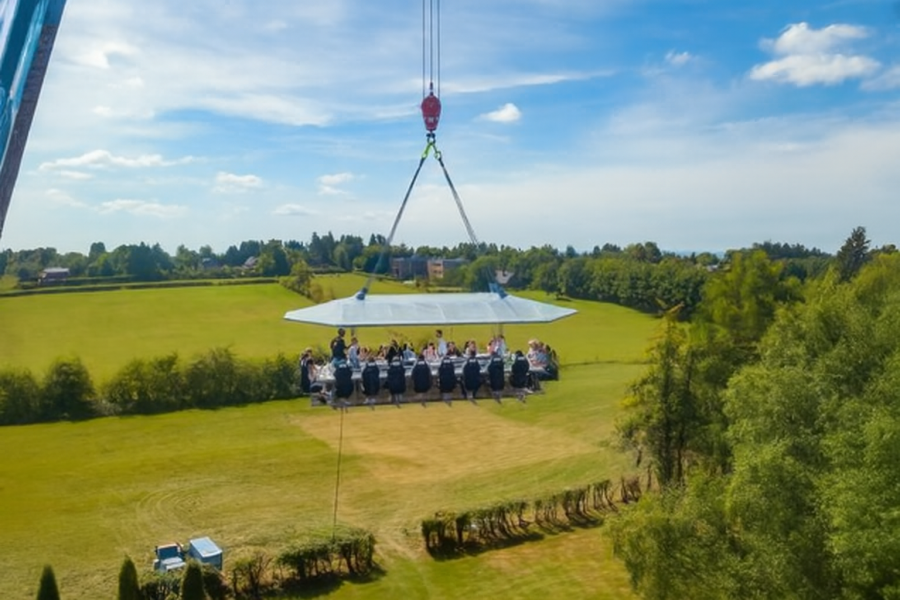 Dinner in the Sky